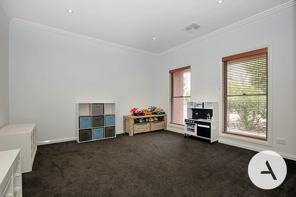 Additional image 6 of 32 Overall Ave, Casey ACT 2913