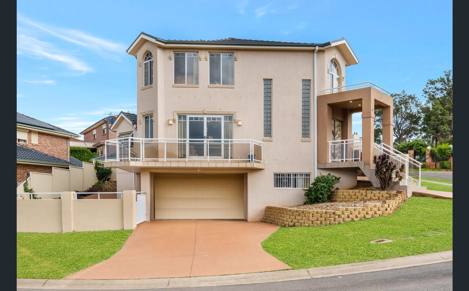 5 bedrooms House in 25B Richard Crescent CECIL HILLS NSW, 2171