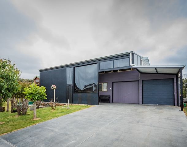 17 Fifth Avenue, Peaceful Bay WA 6333