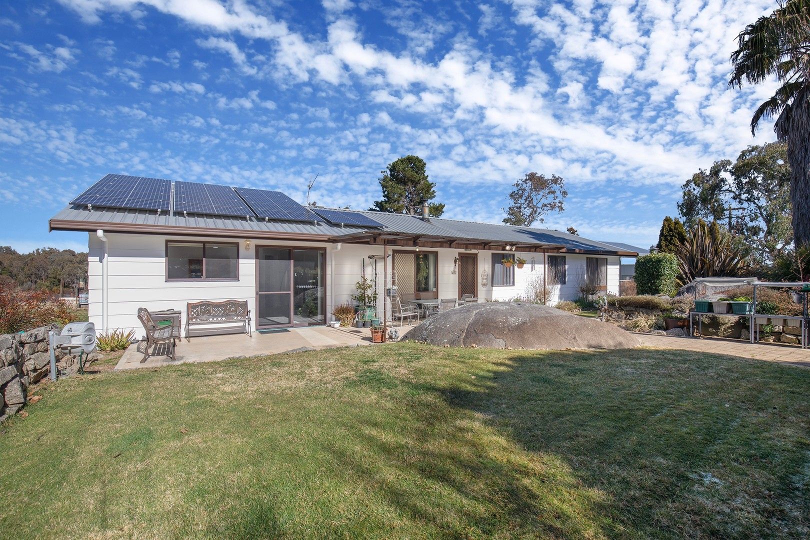 16 Sawpit Gully Road, Uralla NSW 2358, Image 0