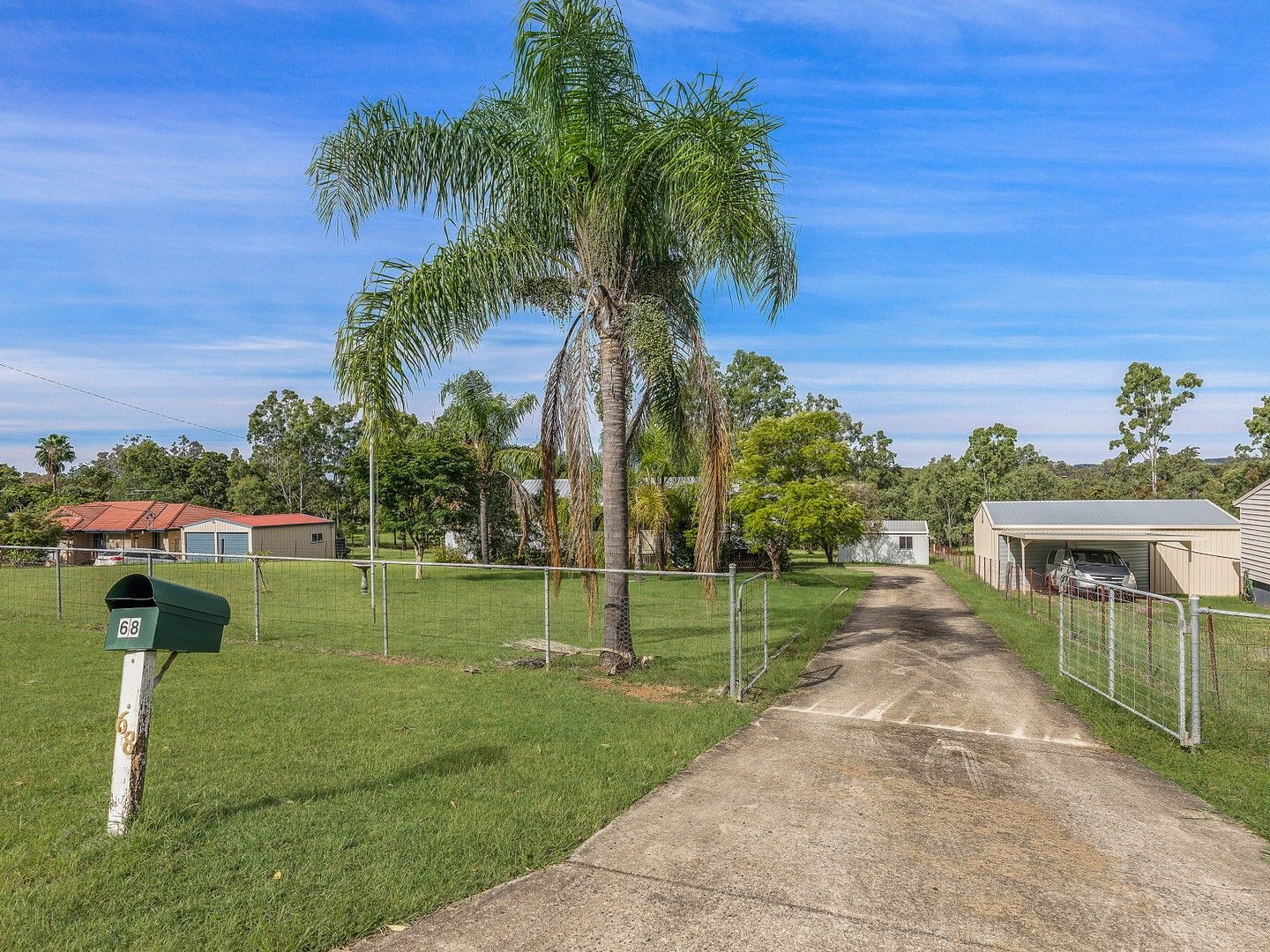 3 bedrooms House in 68 Australia II Drive KENSINGTON GROVE QLD, 4341