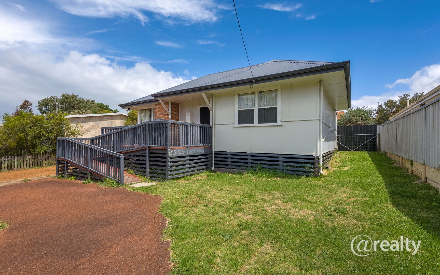 25 Mokare Road, Spencer Park WA 6330, Image 0