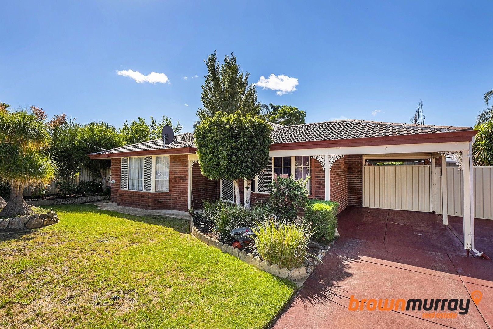 3 bedrooms House in 15 Inverness Circle CAMILLO WA, 6111