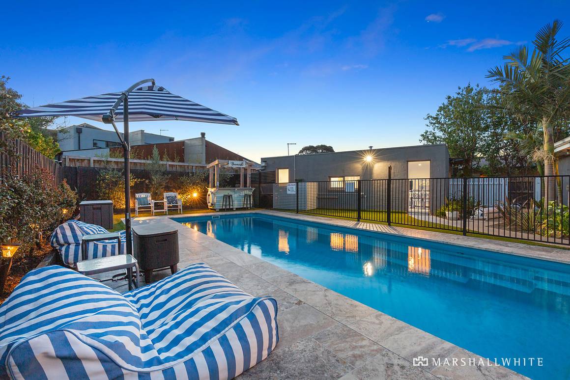 Picture of 6 Torina Court, MOUNT ELIZA VIC 3930
