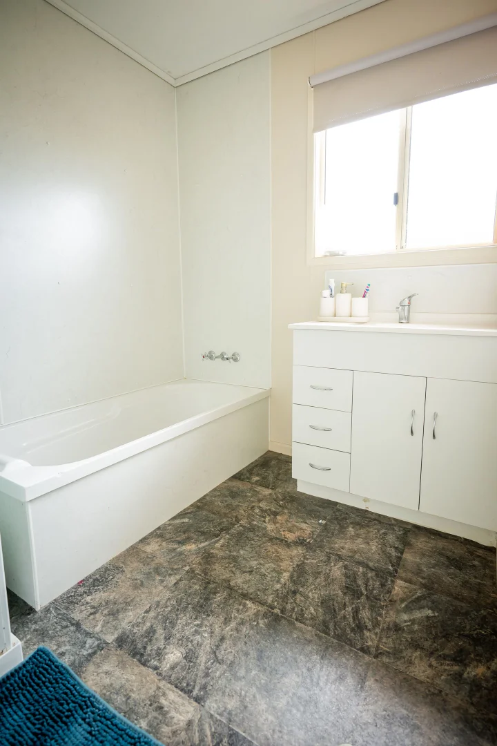 Additional image 8 of 15 Robusta Drive, Roma QLD 4455