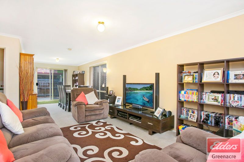 9/23 Ron Scott Circuit, Greenacre NSW 2190, Image 2