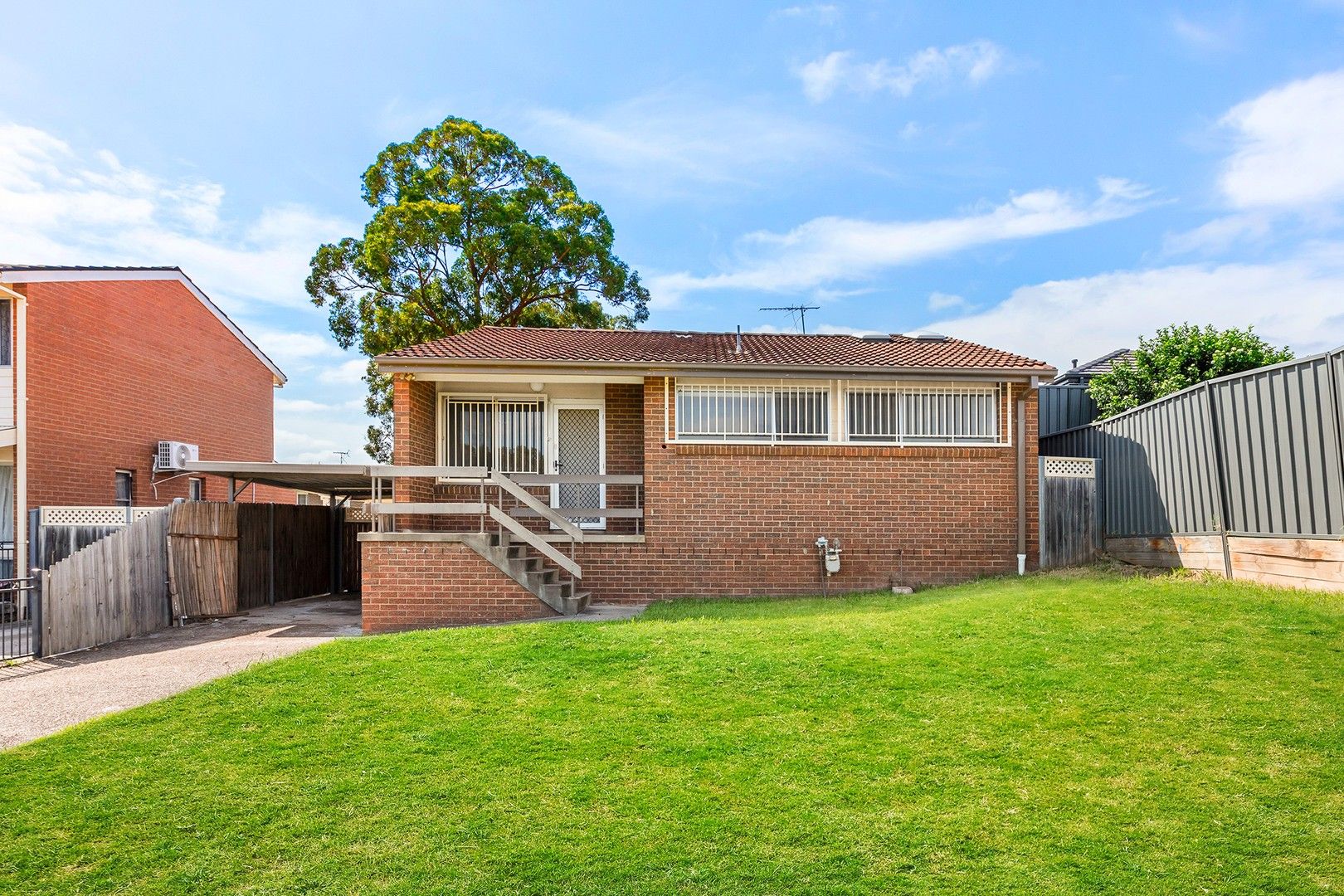 14 Cleopatra Drive, Rosemeadow NSW 2560, Image 0