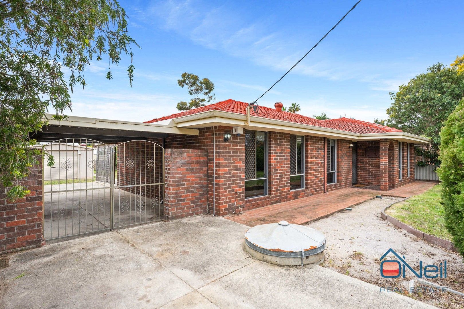 3 bedrooms House in 12 Harlow Court CAMILLO WA, 6111