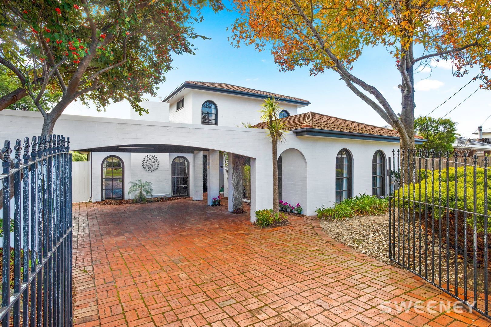 4 bedrooms House in 39 Somers Parade ALTONA VIC, 3018