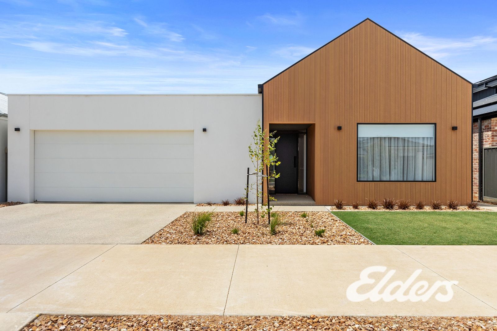 30 Peter Thomson Circuit, Yarrawonga VIC 3730, Image 0