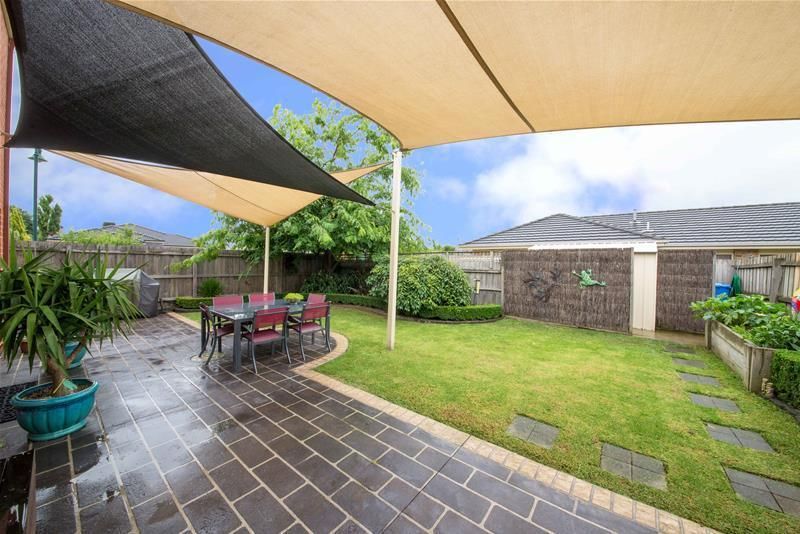 2 Provence Place, Narre Warren South VIC 3805, Image 1