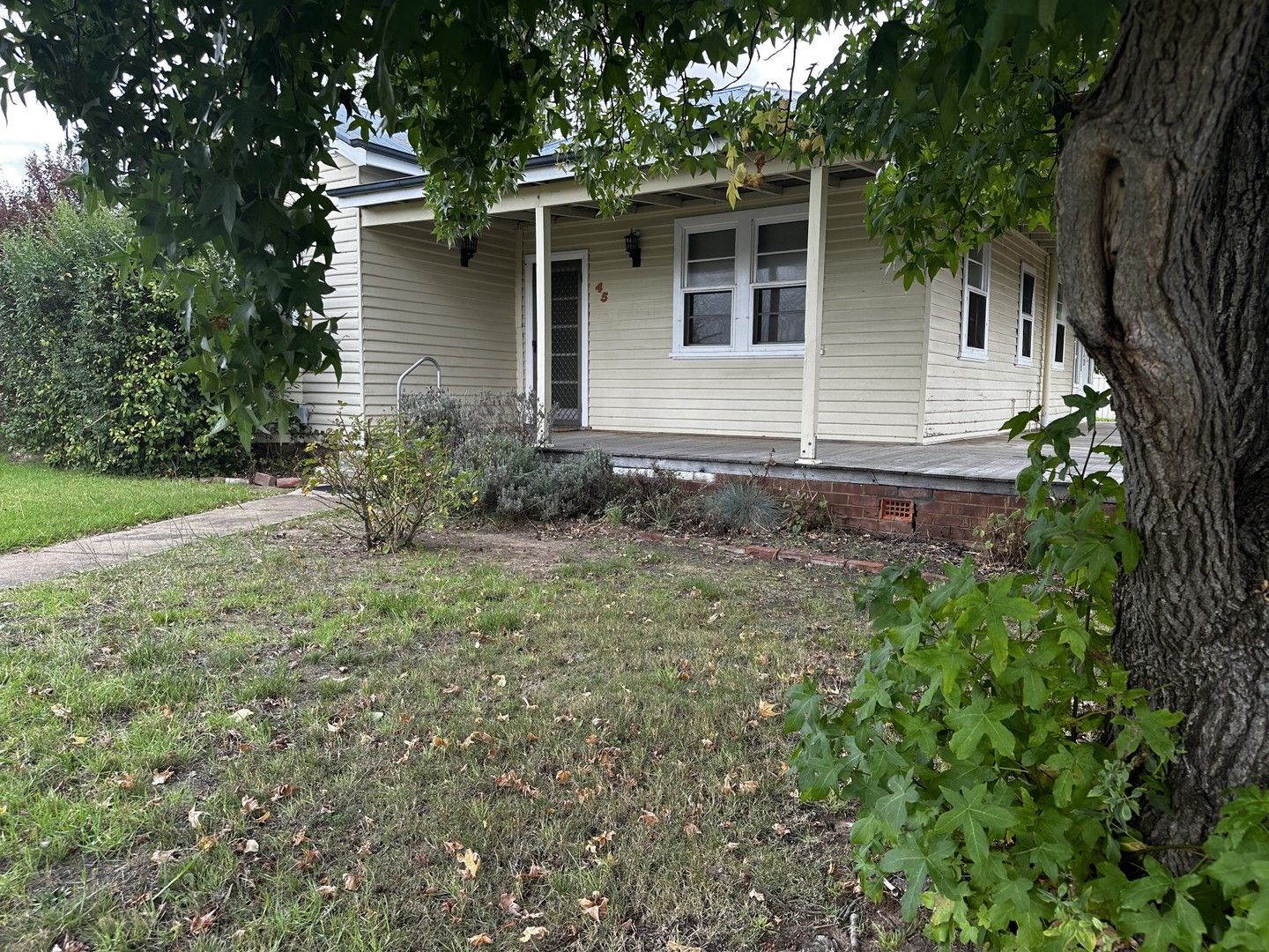 45 Market Street, Boorowa NSW 2586 House For Rent 400 Domain