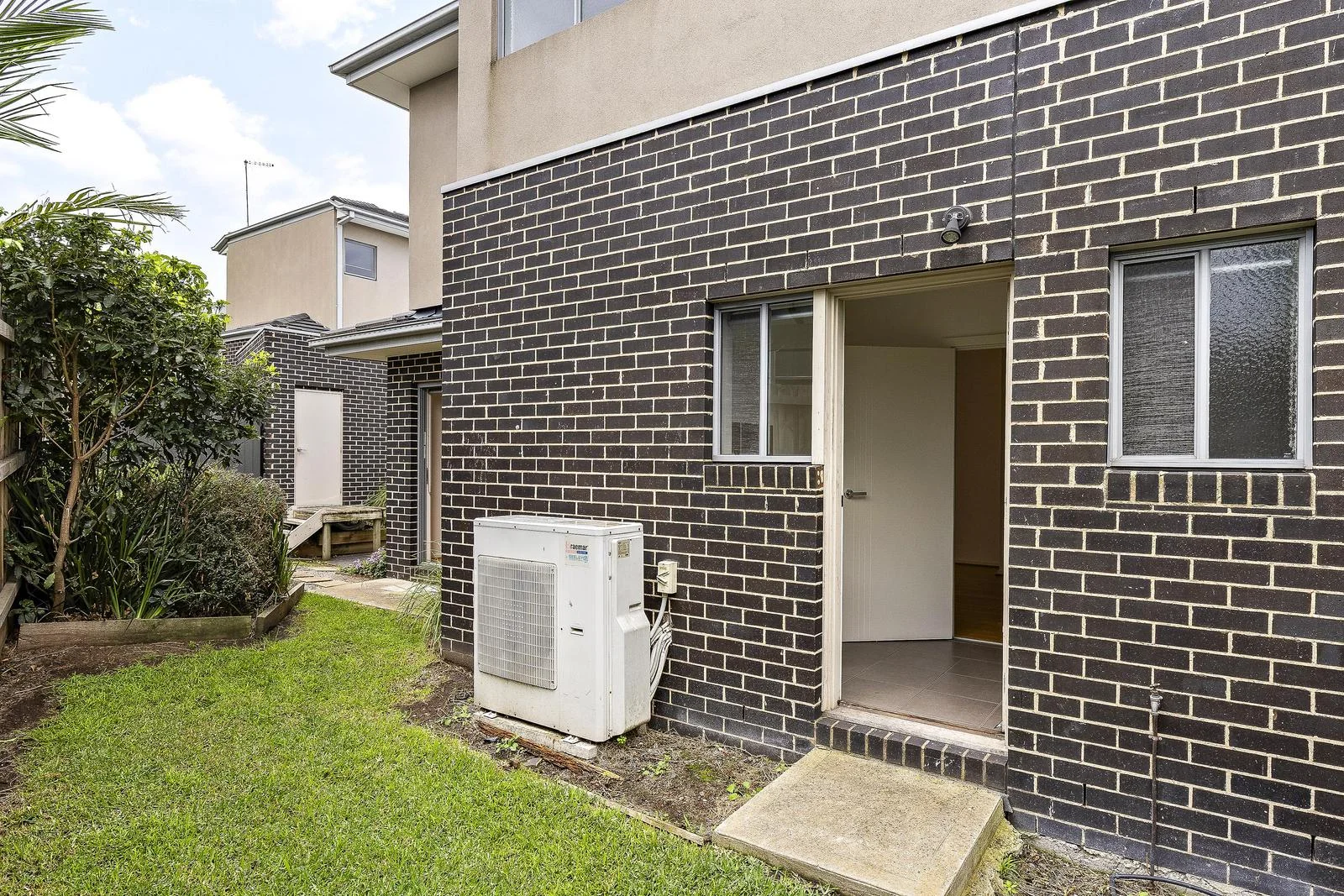 Additional image 13 of 3/41 Hillside Grove, Airport West VIC 3042