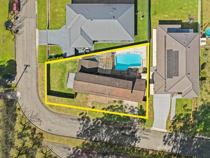 8 Wood Ridge Place, Baulkham Hills NSW 2153