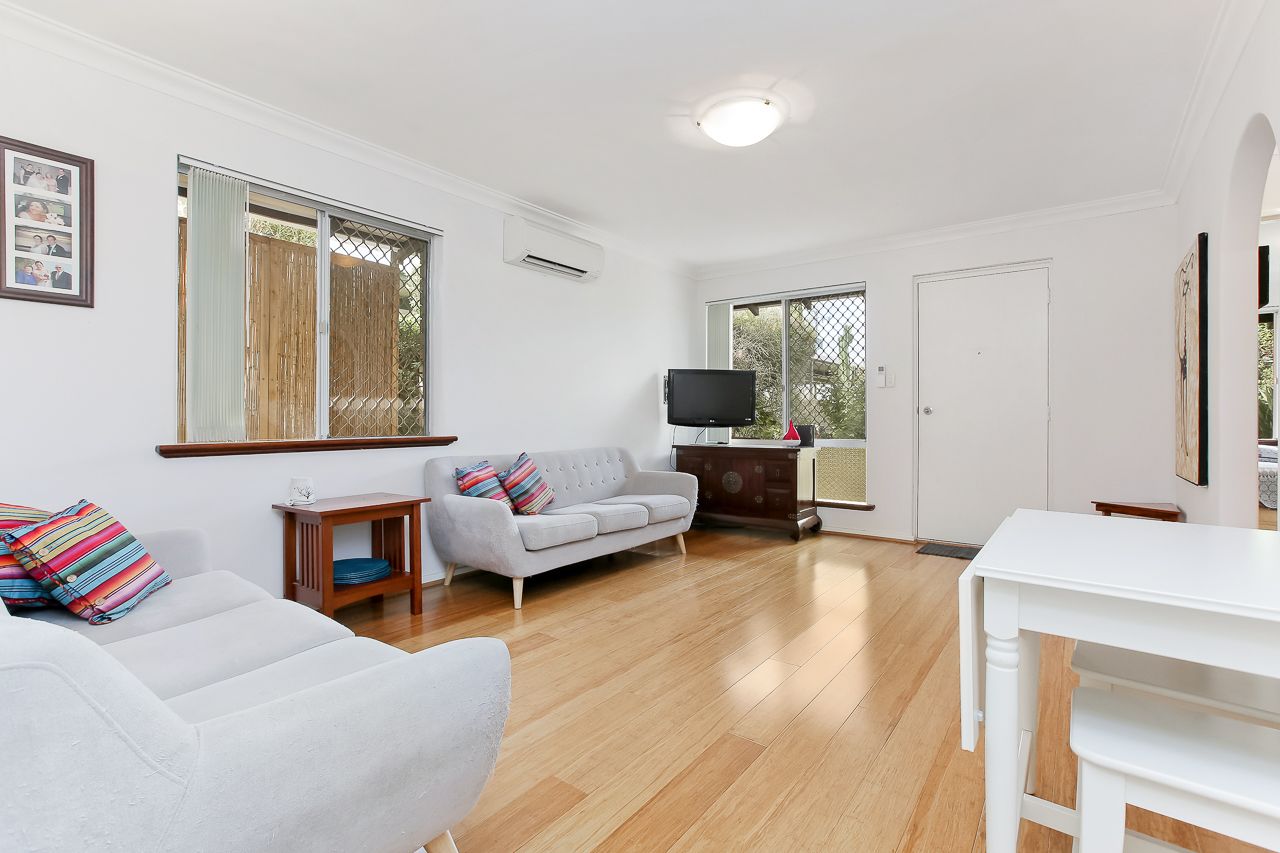 2 bedrooms Villa in 5/126 Edward Street OSBORNE PARK WA, 6017