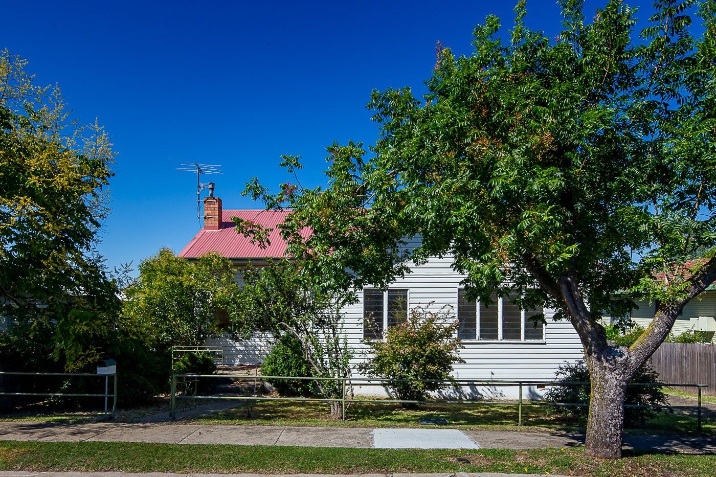 180 Donnelly Street, Armidale NSW 2350, Image 1