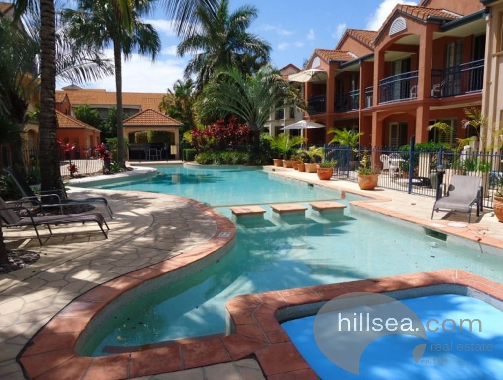 3 bedrooms Townhouse in 26 John Lund Drive HOPE ISLAND QLD, 4212