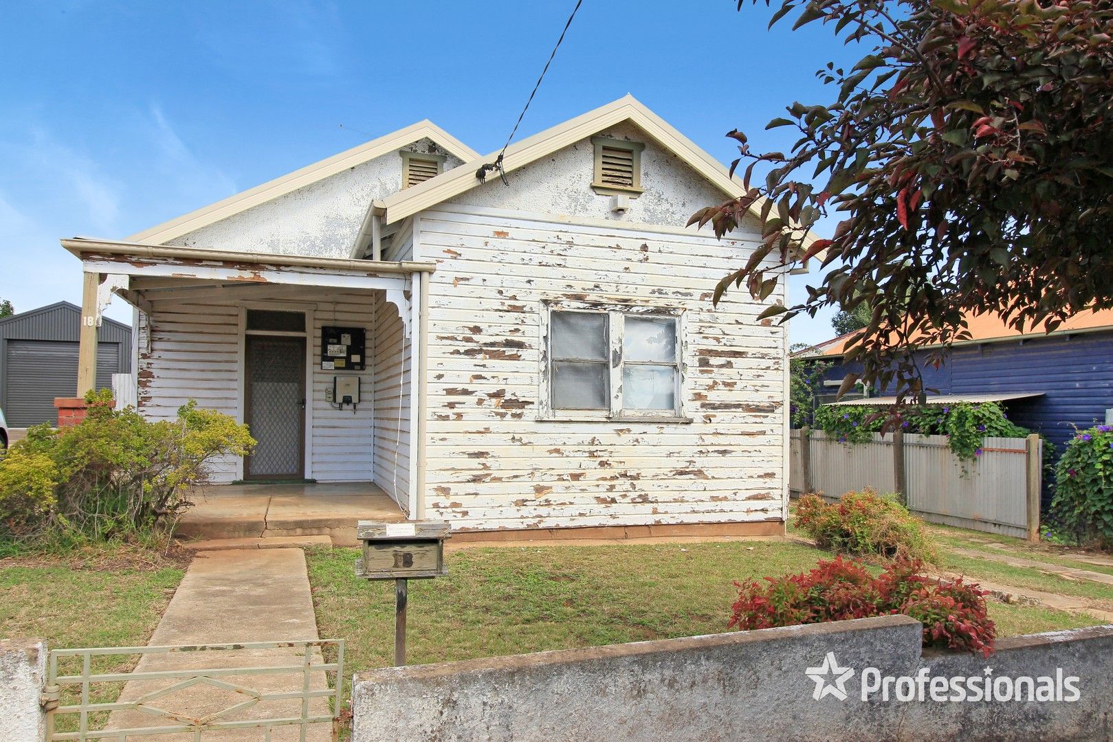 18 Roma Street, Wagga Wagga NSW 2650 House For Rent Domain