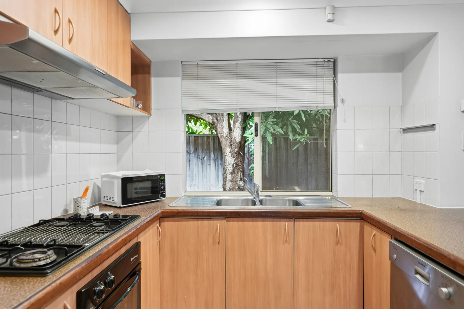 Additional image 9 of 102 Chapman Road, Bentley WA 6102