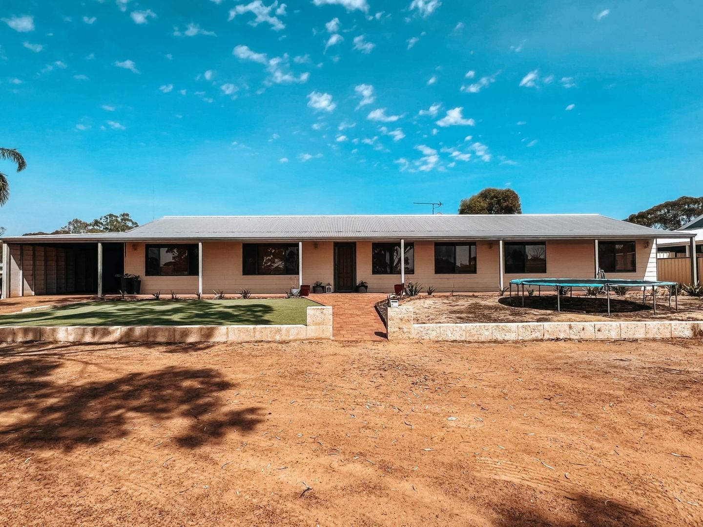 17 Coronation Street, Cunderdin WA 6407 Domain