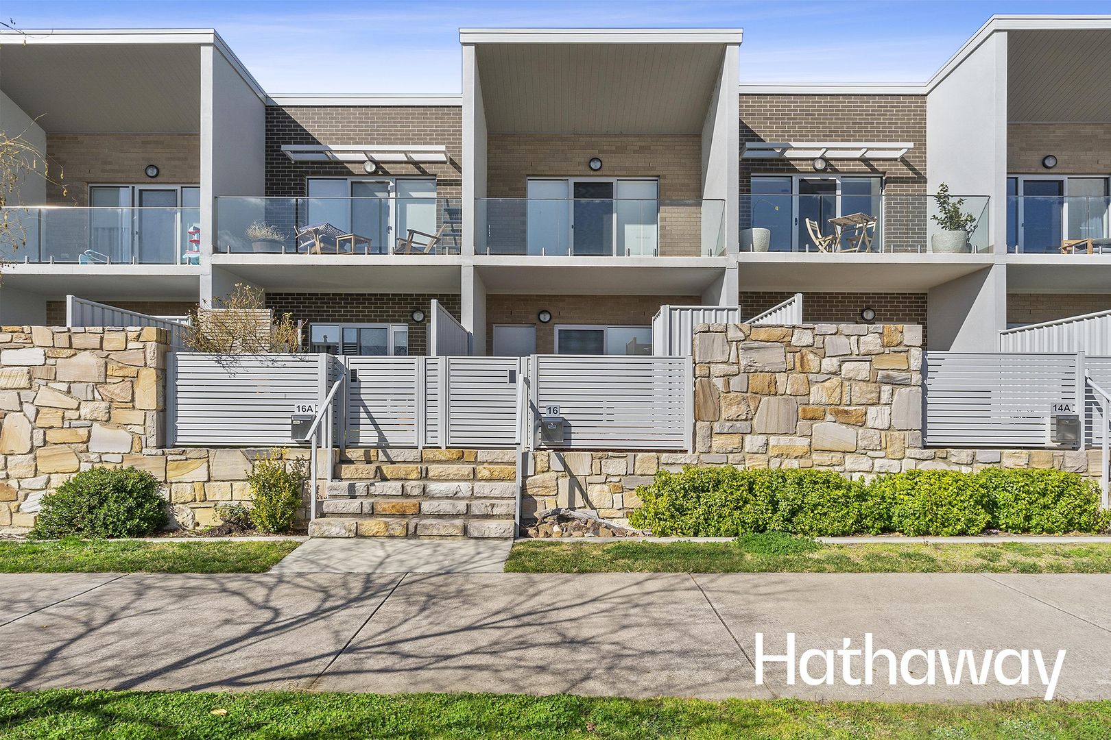 16 Edgeworth Parade, Coombs ACT 2611