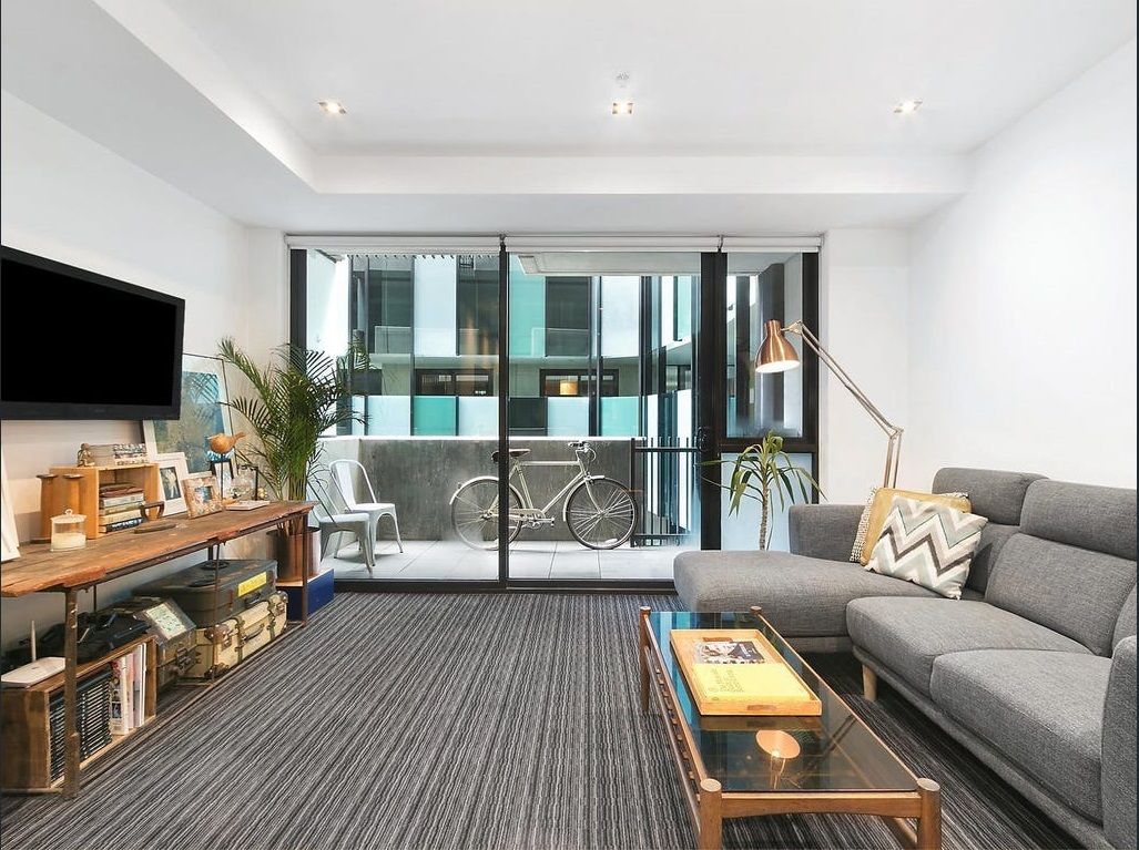 1 bedrooms Apartment / Unit / Flat in 216/163 Fitzroy  Street ST KILDA VIC, 3182