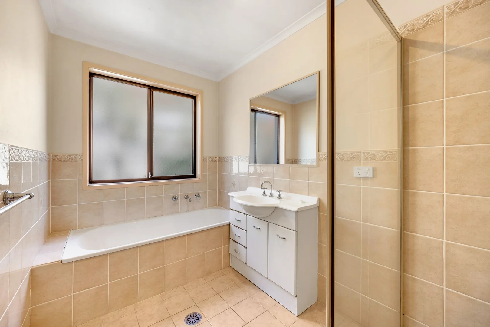 Additional image 7 of 18 Inglewood Street, Gungahlin ACT 2912