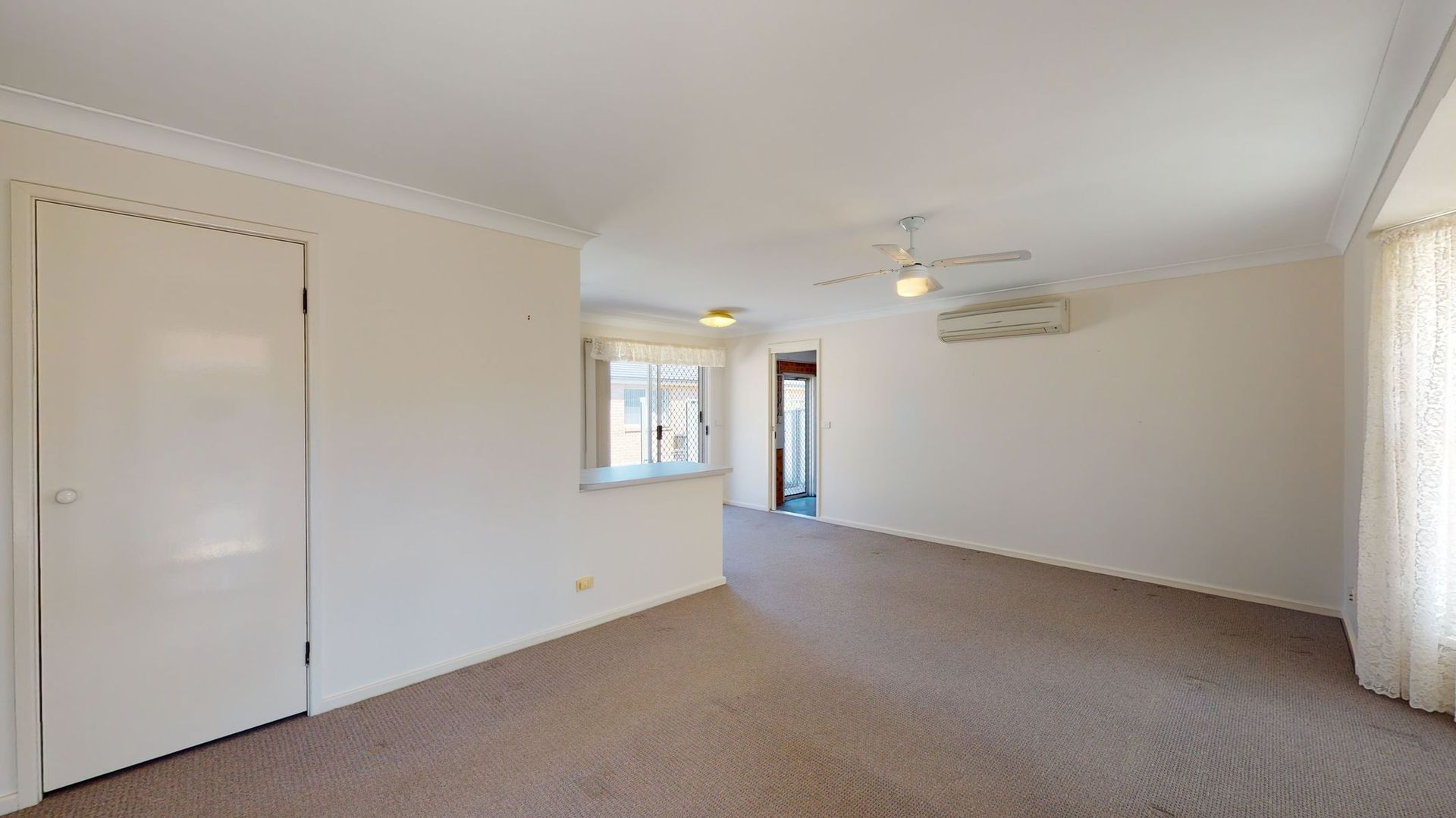 14/9 Haddon Crescent, Marks Point NSW 2280, Image 2