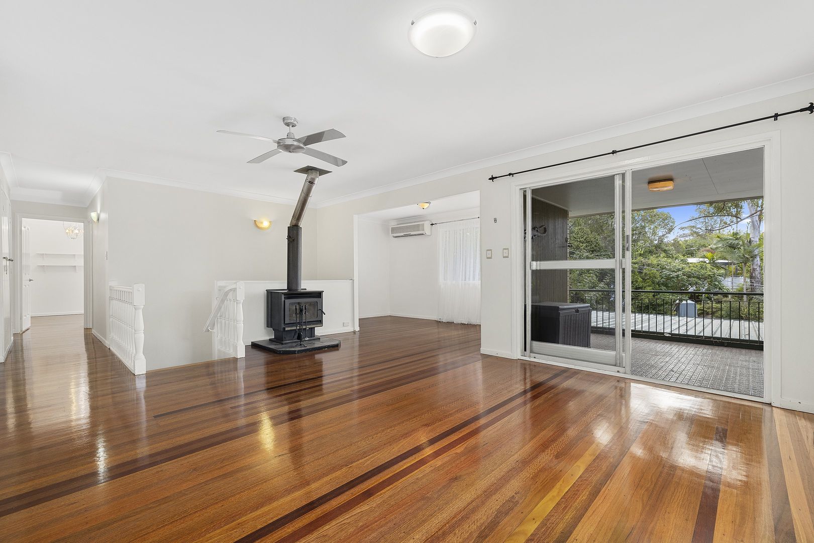 12 Woodside Street, The Gap QLD 4061, Image 2