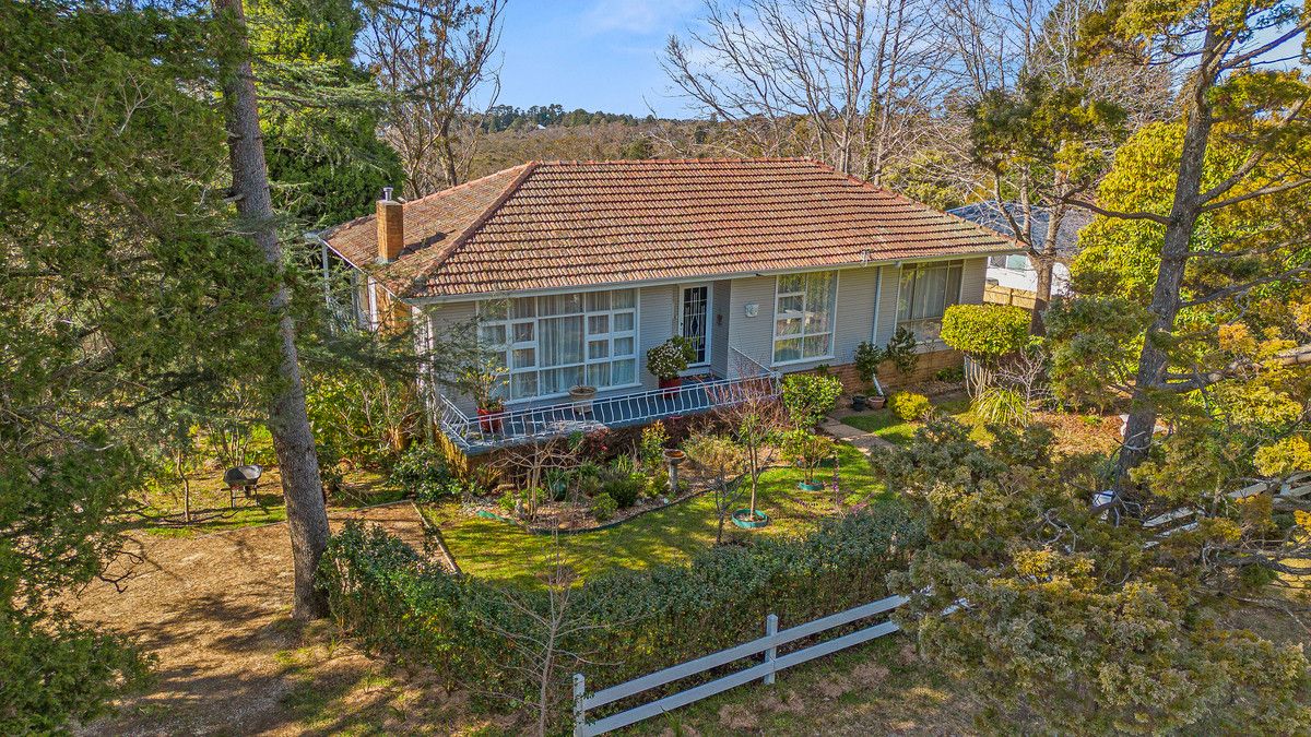 316 Blaxland Road, Wentworth Falls NSW 2782, Image 0