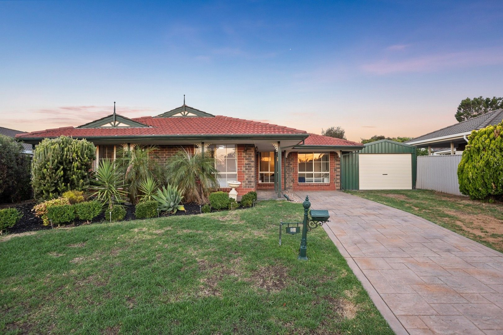 92 Mawson Circuit, Woodcroft SA 5162, Image 0