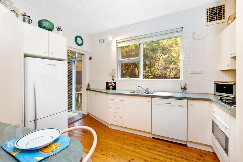 2 bedrooms Apartment / Unit / Flat in 1/37 Lodge Street BALGOWLAH NSW, 2093