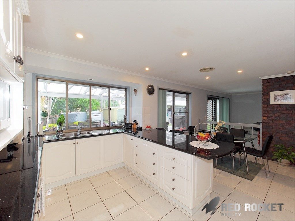 12 Maria Court, Rochedale South QLD 4123, Image 2