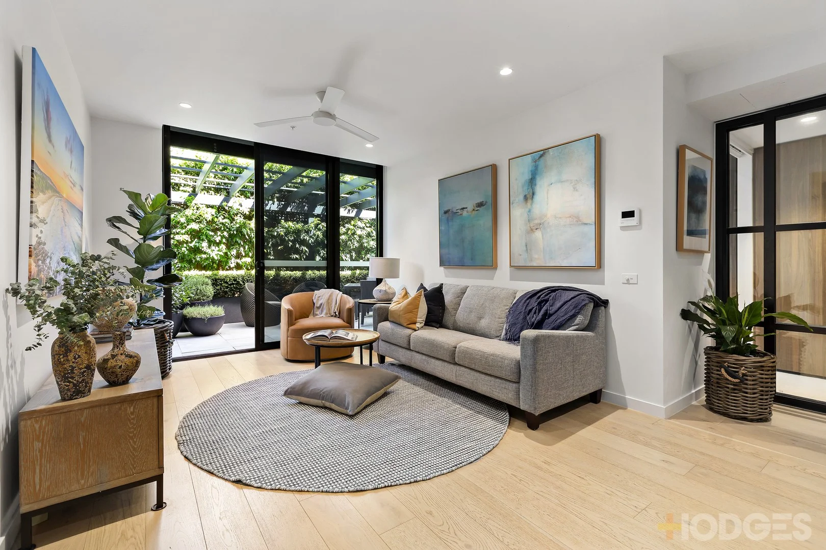 G4/28 Linacre Road, Hampton VIC 3188