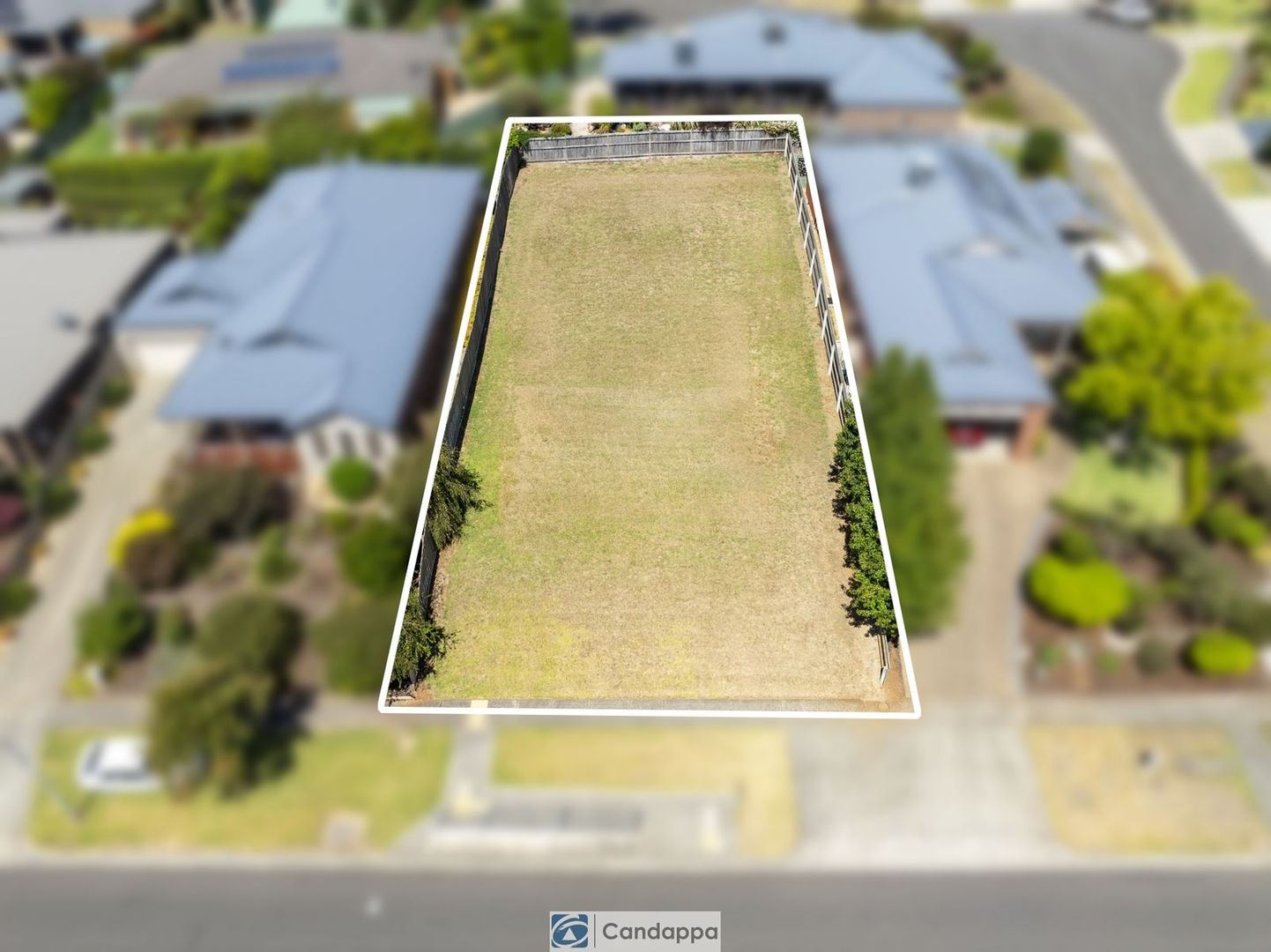 24 Walker Drive, Drouin VIC 3818, Image 2