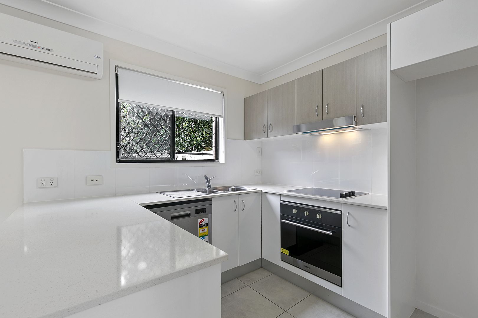 55/47 Freshwater Street, Thornlands QLD 4164, Image 2