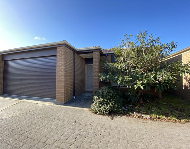 25 Belvoir Gardens, Derrimut VIC 3026