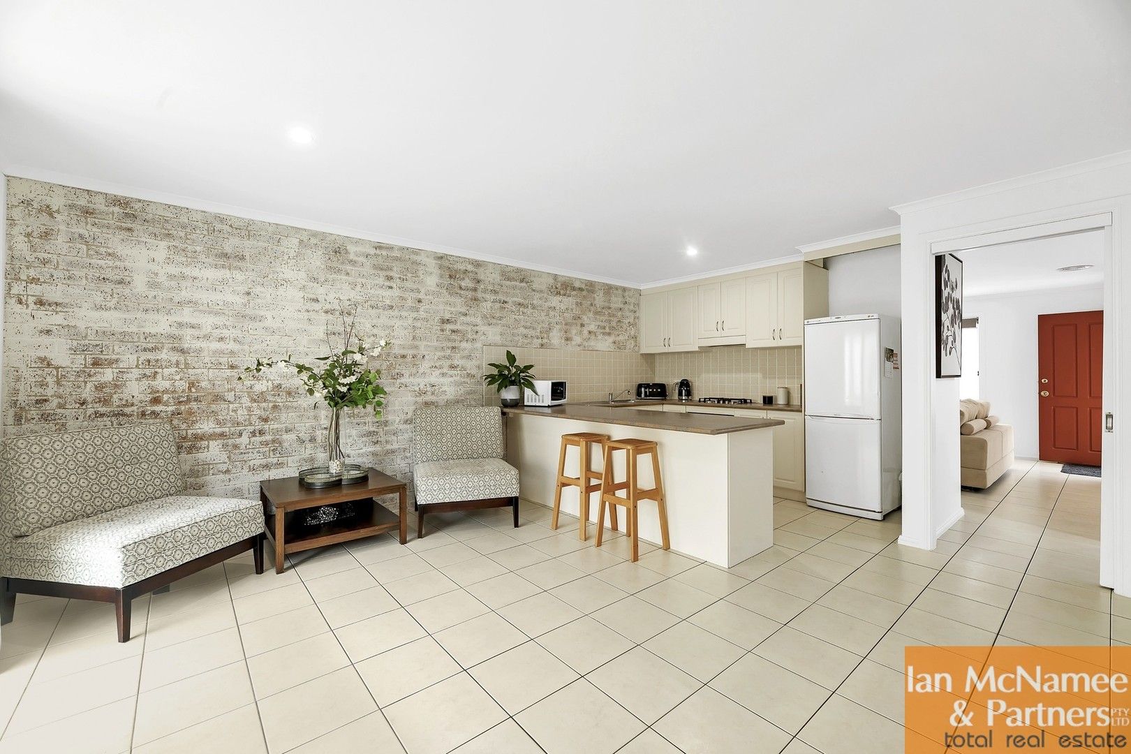 4 bedrooms Townhouse in 3/24 Binaburra Place KARABAR NSW, 2620