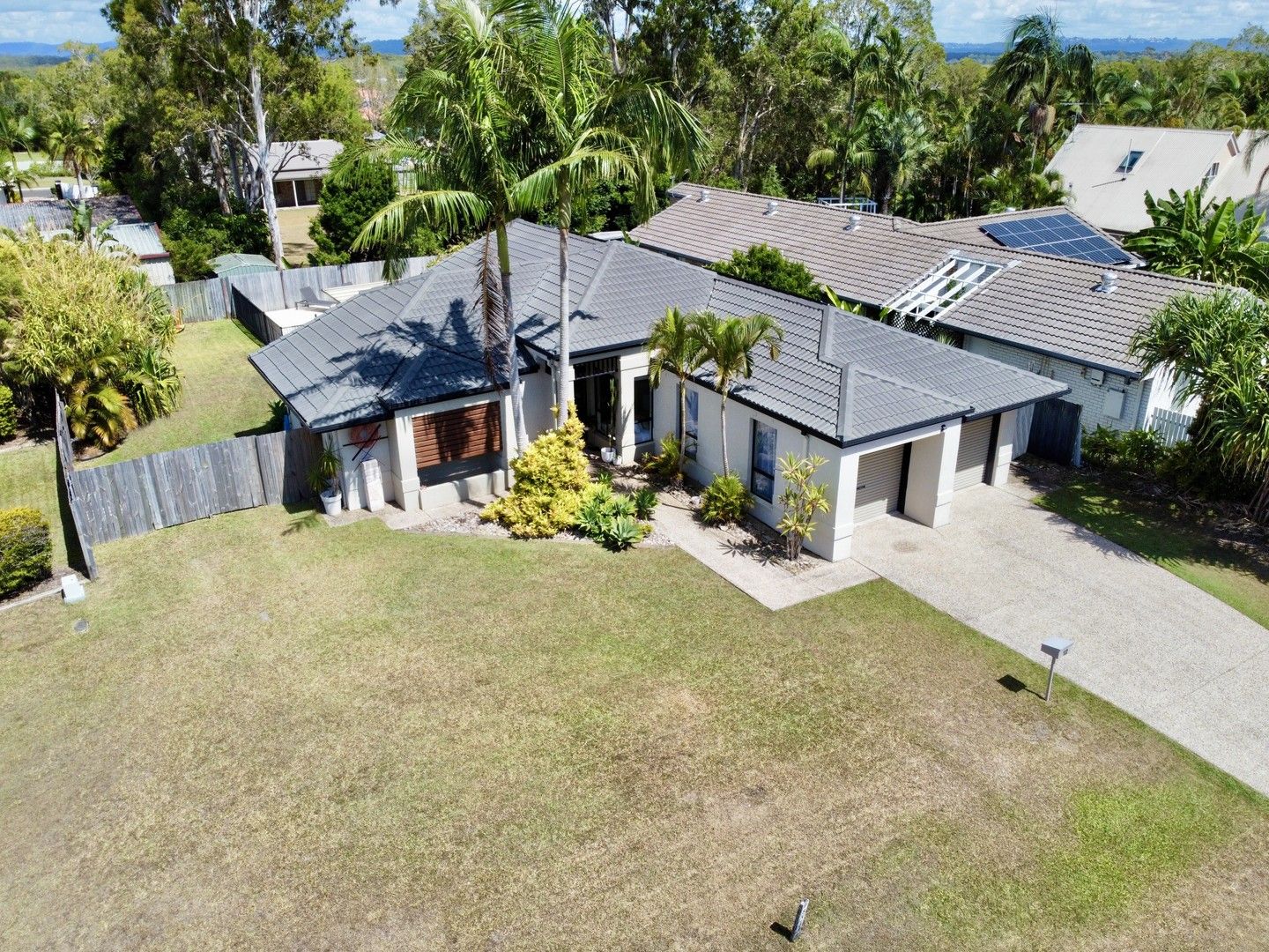12 Greenwood Place, Little Mountain QLD 4551, Image 2