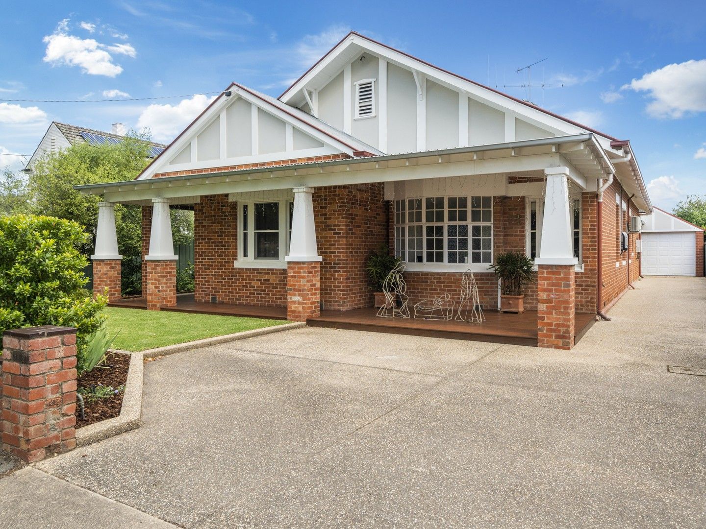 3 bedrooms House in 92 Binney Street EUROA VIC, 3666