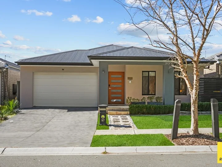 97 Sawsedge Avenue, Denham Court NSW 2565