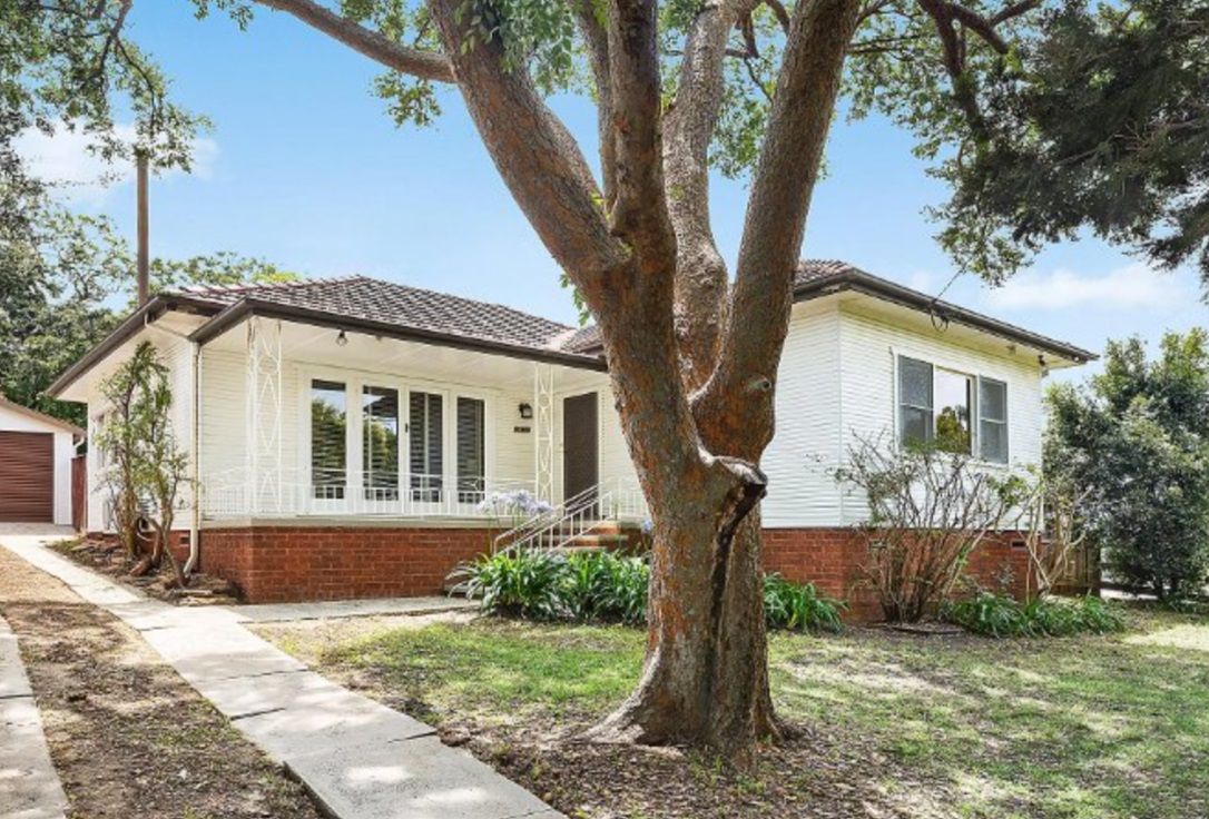 3 bedrooms House in 21 Long Avenue EAST RYDE NSW, 2113