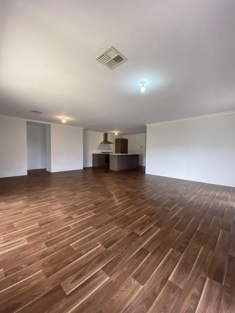 Additional image 5 of 4 Delaware Street, Aveley WA 6069