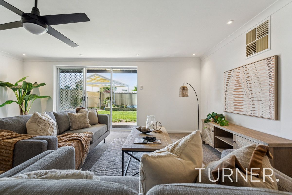 7 Suffolk Drive, Morphett Vale SA 5162, Image 2