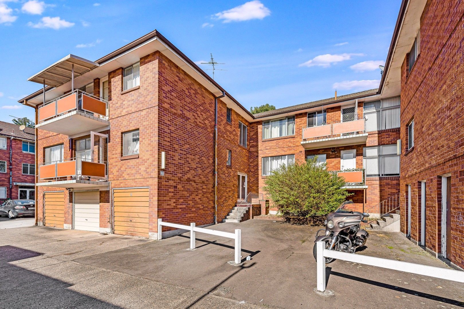 2 bedrooms Apartment / Unit / Flat in 10/42 Broadarrow Road NARWEE NSW, 2209