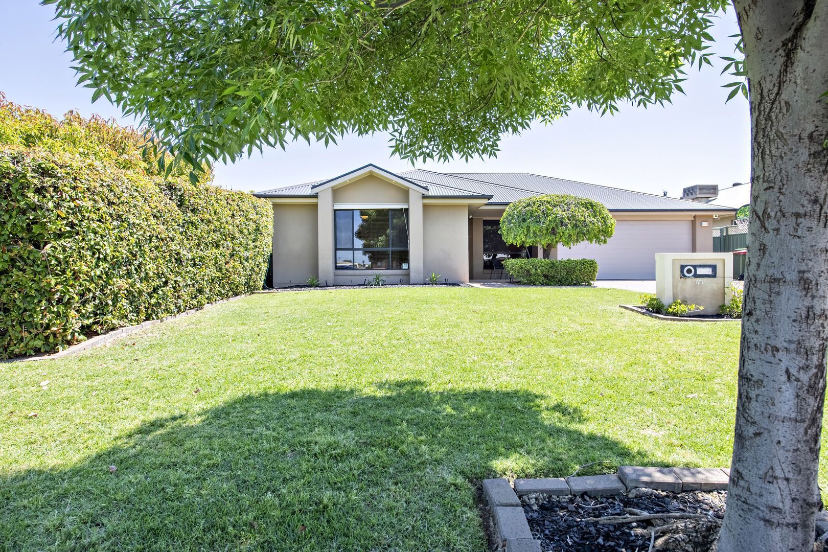 4 bedrooms House in 175 Baird Drive DUBBO NSW, 2830