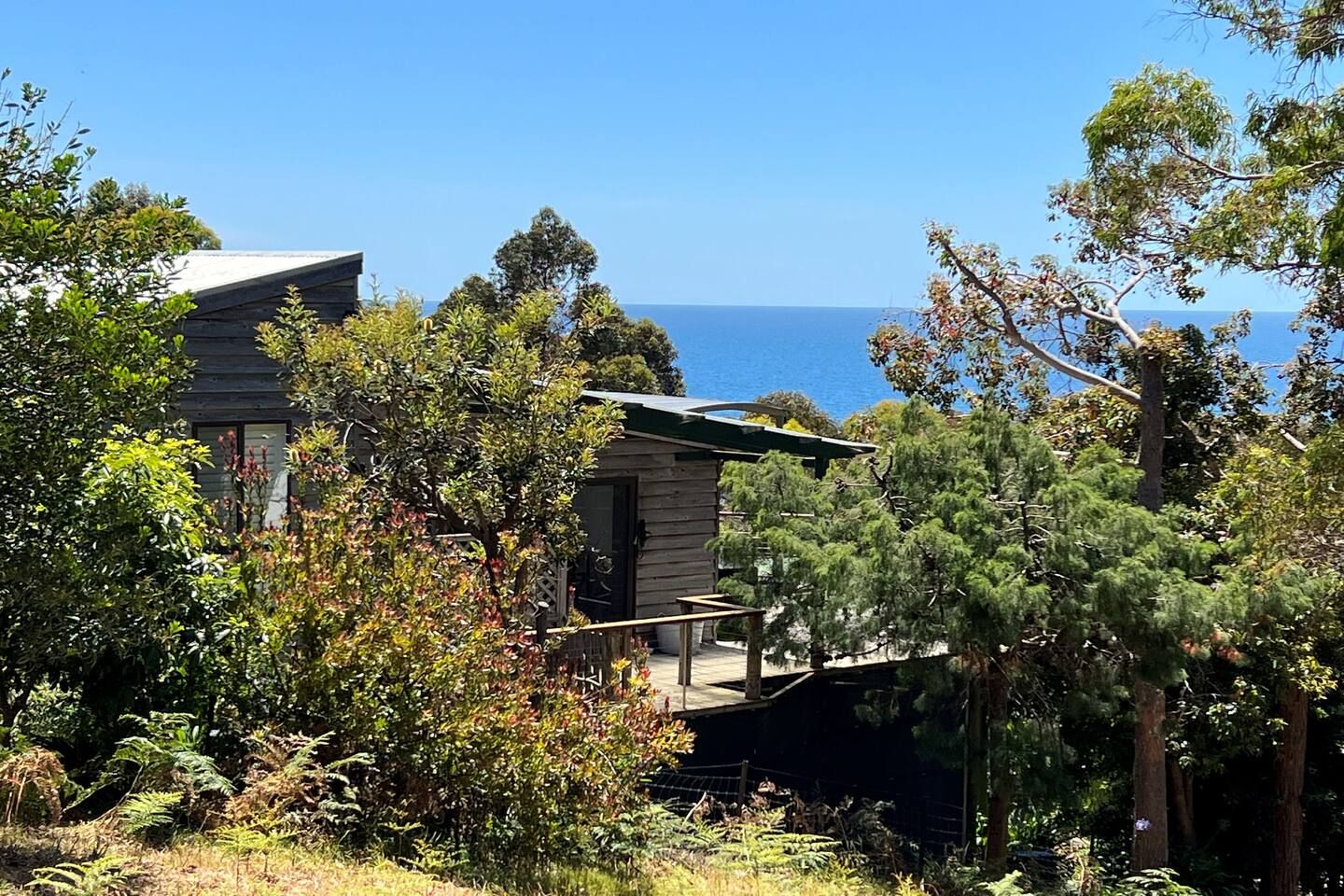 3 bedrooms House in 38 Treloggen Drive BINALONG BAY TAS, 7216
