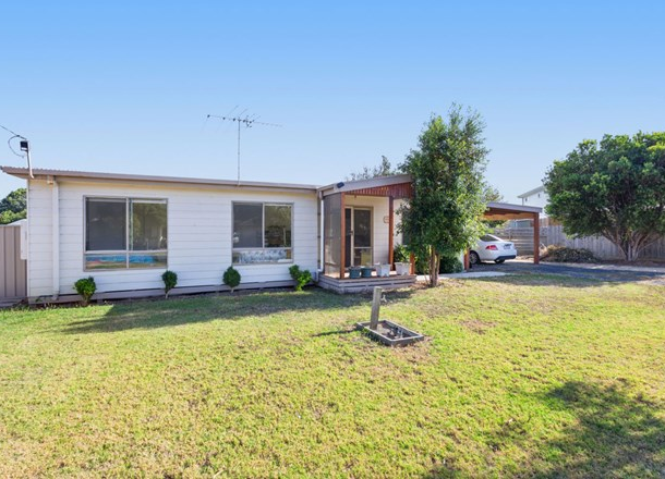 2 Greenwich Grange, Coronet Bay VIC 3984