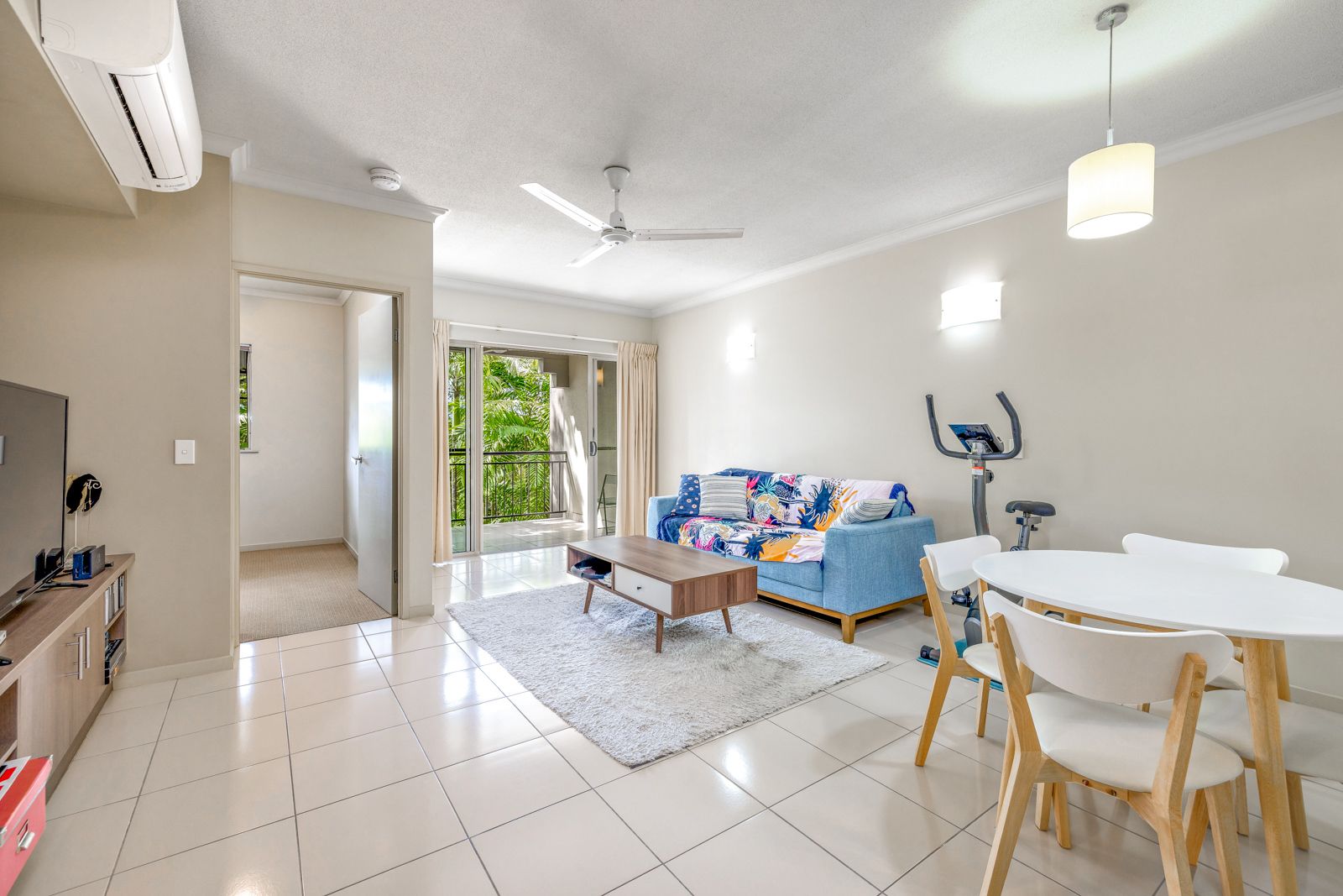 227/12-21 Gregory Street, Westcourt QLD 4870, Image 2