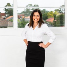 Jessica Batista, Sales representative